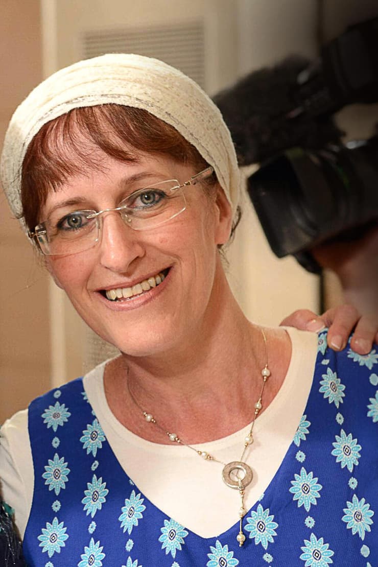 שריתה מנדלסון ז"ל (מימין) עם חברתה נורית אלזס