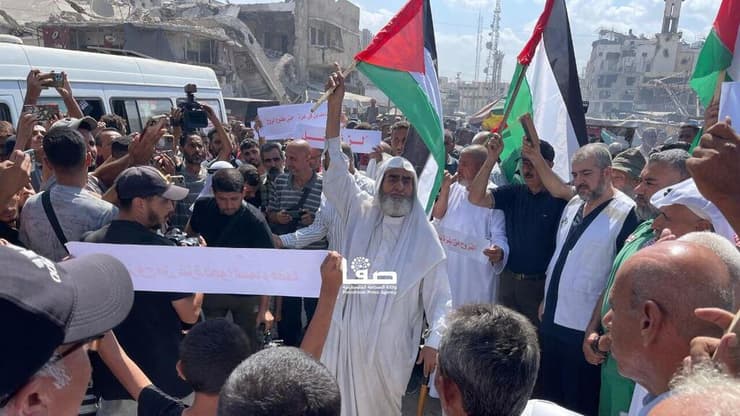 הפגנות בעיר עזה בעקבות תקיפות צה"ל ברצועה