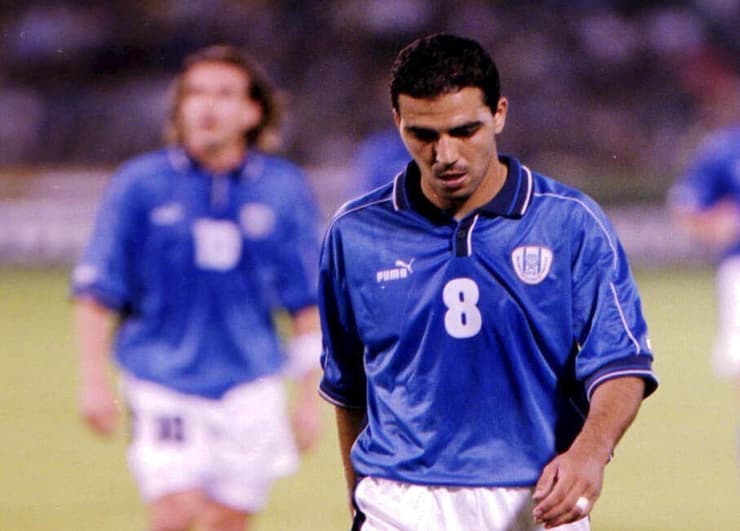 ההזדמנות האחרונה לטורניר גדול נמוגה. רביבו (צילום: ראובן שוורץ) חיים רביבו