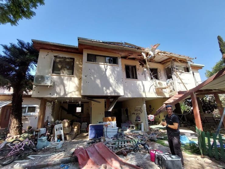 בית משפחת תום גודו לימור הבדלה כיסופים אחרי טבח 7 באוקטובר