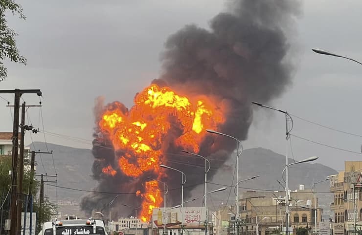 צנעא תימן עשן תקיפות חיל האוויר