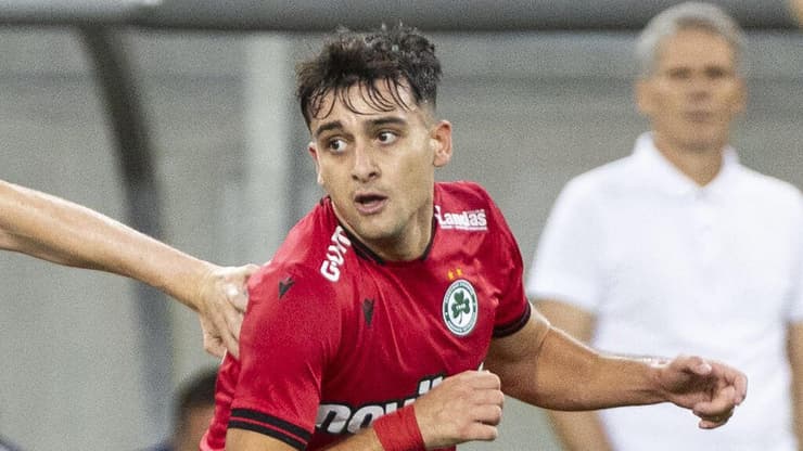 יעבור בדיקות רפואיות ביממה הקרובה. לויזוס לויזו (WOLFGANG JANNACH / APA / AFP) שחקן אומוניה ניקוסיה לויזוס לויזו