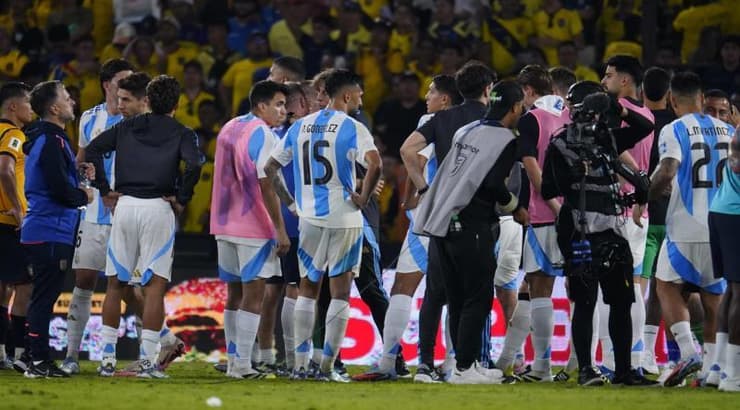 שחקני נבחרת ארגנטינה מאוכזבים (IMAGO) שחקני נבחרת ארגנטינה מאוכזבים