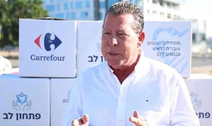 מיכאל לובושיץ, מנכ"ל קרפור ישראל (צילום: פתחון לב) מיכאל לובושיץ, מנכ"ל קרפור ישראל