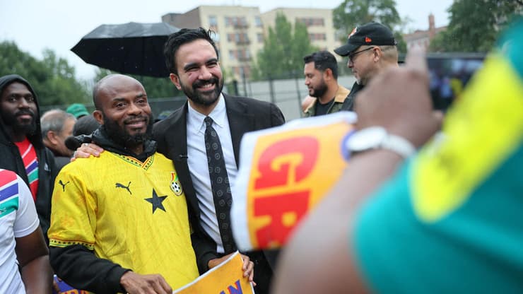 ממדאני לצד תומך בהצגת הקמפיין, אתמול