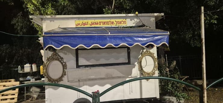 הרוצחים שרפו את הרכב אחרי שירו בנרצח. הזירה בג'סר זירת הרצח בג'סר א-זרקא בה נרצח קוסאי ג'והר