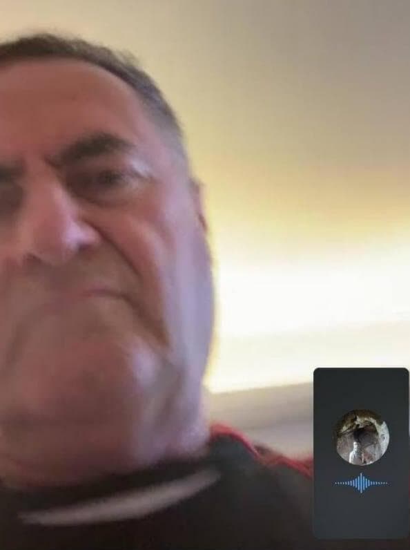 תמונת כ"ץ שפרסם ההאקר הטורקי ישראל כ"ץ ענה לשיחת וידאו מהאקר טורקי