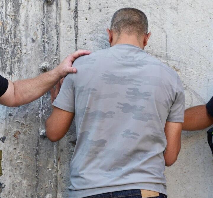 משטרה מג"ב פשיטה בית מחבל ביצע פיגוע מלון צובה