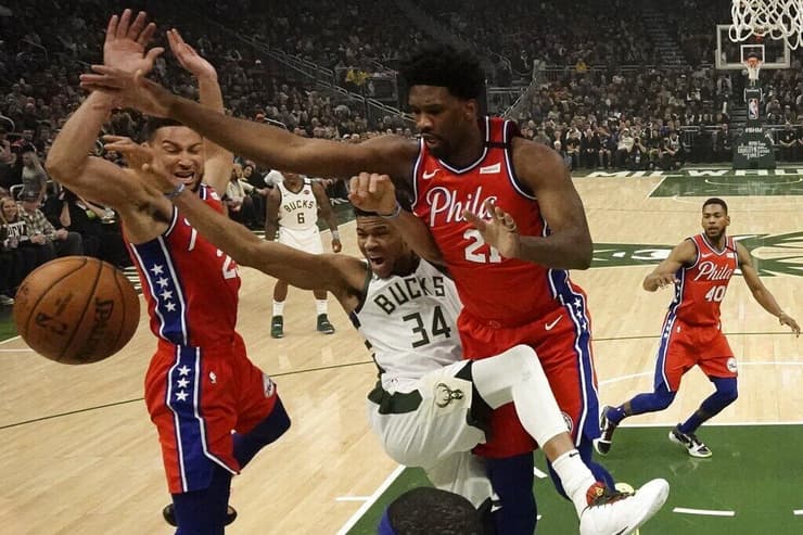 בן סימונס ג'ואל אמביד מעל יאניס אדטוקומבו