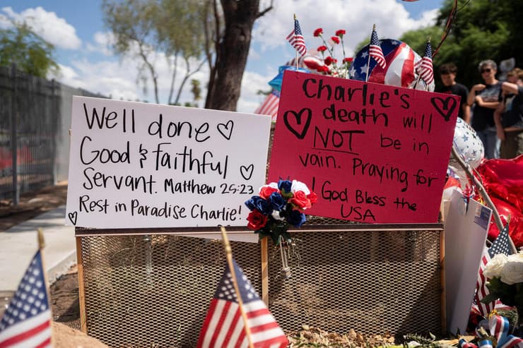 אירוע לזכר צ'רלי קירק ב פיניקס אריזונה ארה"ב
