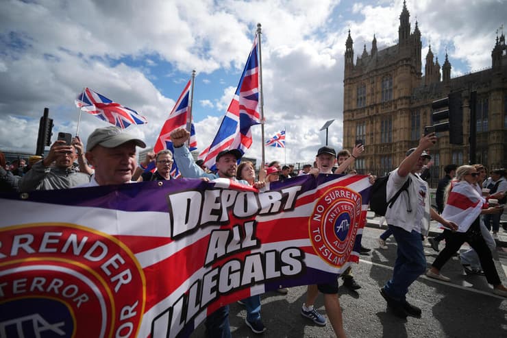 הפגנה הפגנת לאחד את הממלכה של הימין הבריטי לונדון