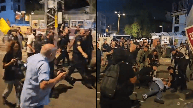 שוטרים מעיפים צלם של וואלה על הרצפה בזמן ההפגנה בפתח תקווה