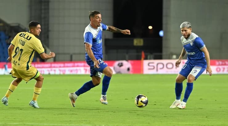 שי בן דוד וכריסטיאן מרטינס (ראובן שוורץ) שי בן דוד וכריסטיאן מרטינס