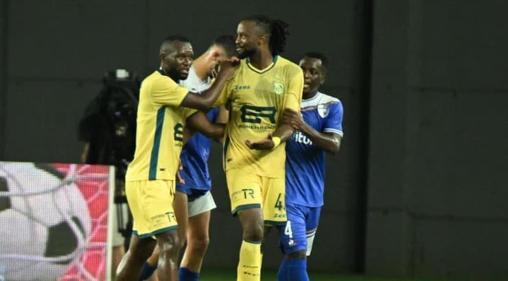 ג'וניור פיוס מורחק (ראובן שוורץ) ג'וניור פיוס מורחק