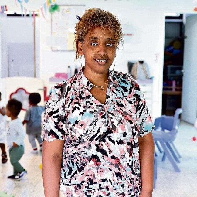 גנט קסטה. אחרי שהייתה אמא בגן, הפכה לאשת צוות (צילום: דנה קופל) yk14513595