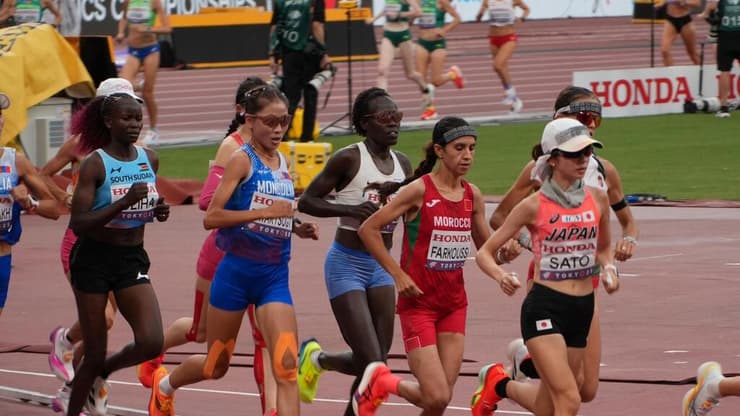 לונה צ'מטאי במרכז הדבוקה 