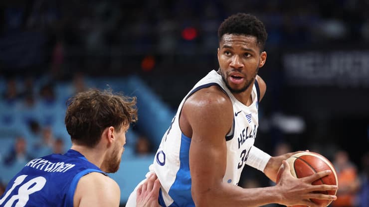 יאניס אנדטוקומבו