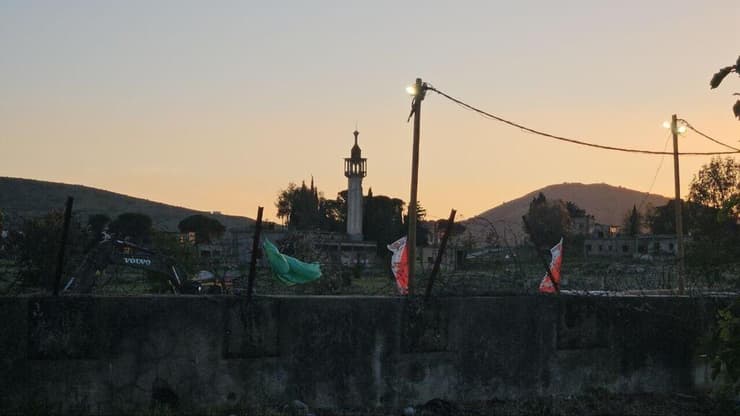 כוחות צה"ל בדמשק סוריה בעיירה קונייטרה הישנה 