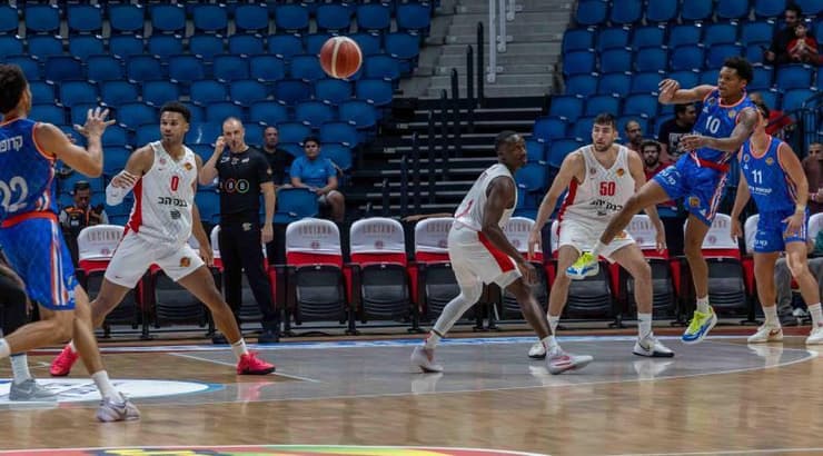 שחקני הפועל ירושלים ועירוני רמת גן