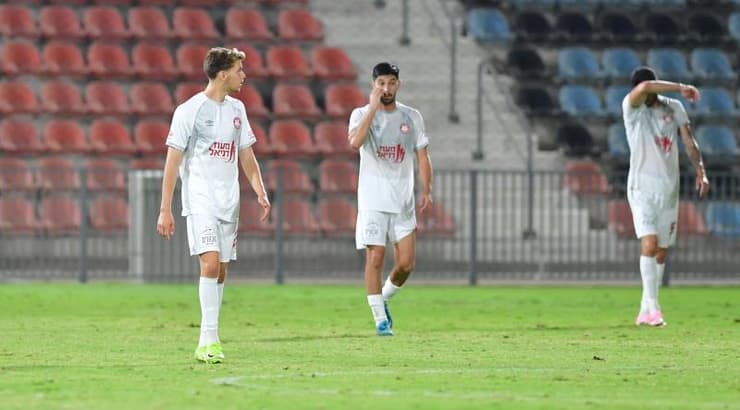 שחקני הפועל רמת גן מאוכזבים