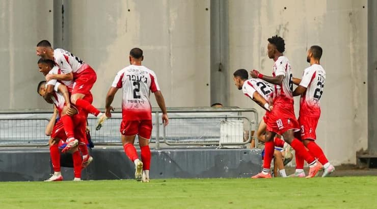 שחקני מ.ס כפר קאסם בטירוף