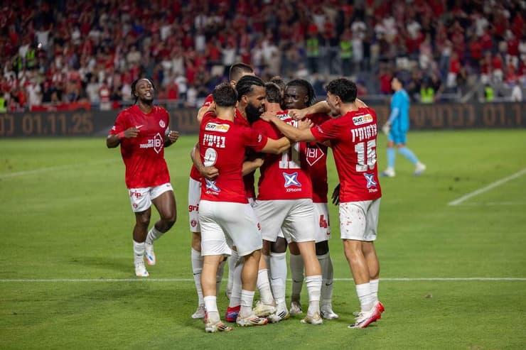 שחקני הפועל ת"א