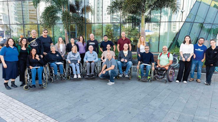 סדנת אתגרים בקניון ראשונים של קבוצת עזריאלי (צילום: לנס הפקות 37) סדנת אתגרים בקניון ראשונים של קבוצת עזריאלי