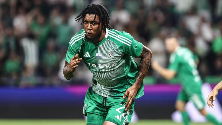 יפתח בחוד לצד יובאנוביץ'. סטיוארט (צילום: גיל נחושתן) סטיוארט