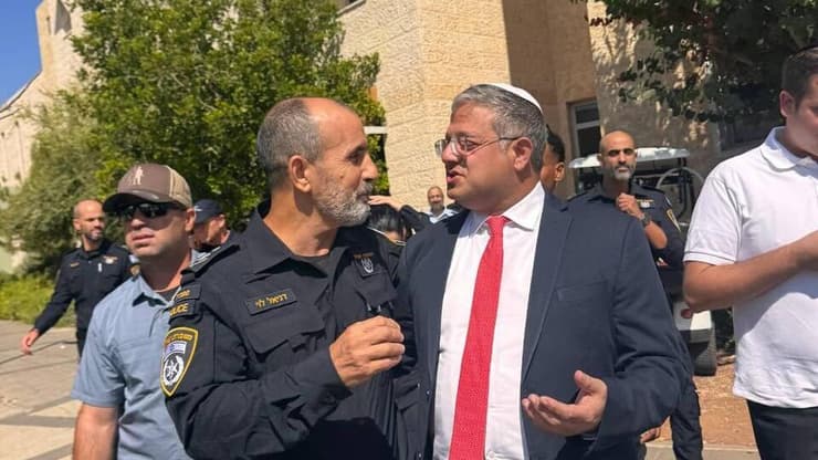 צילום: לירן תמרי בן גביר והמפכ"ל לוי מגיעים לאירוע המשטרה בבית שמש