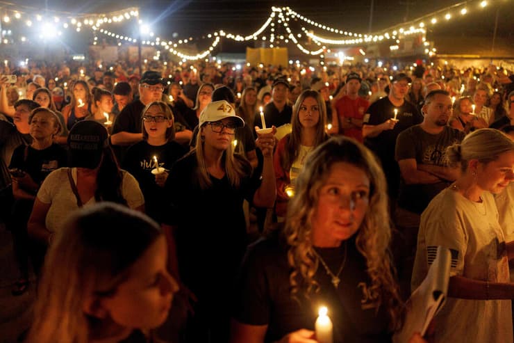 אירוע לזכר צ'רלי קירק ב אריזונה ארה"ב  13 בספטמבר