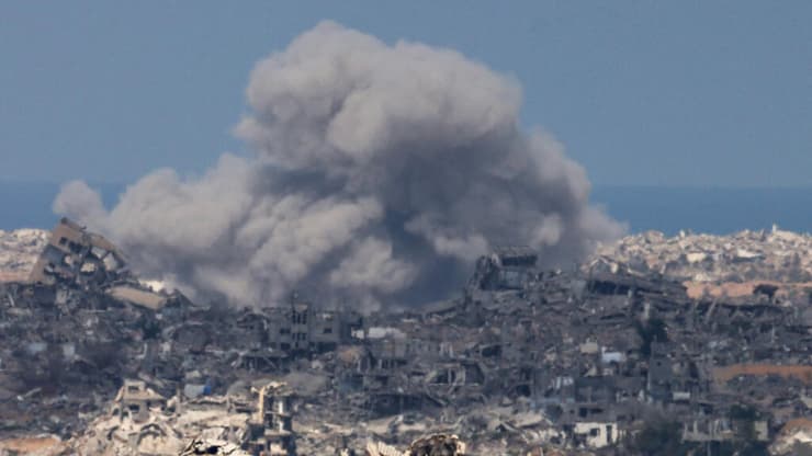 תקיפה אווירית ברצועה