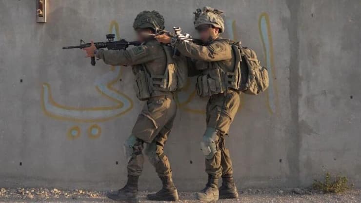 אימוני כוחות אוגדה 98 לקראת תחילת המבצע