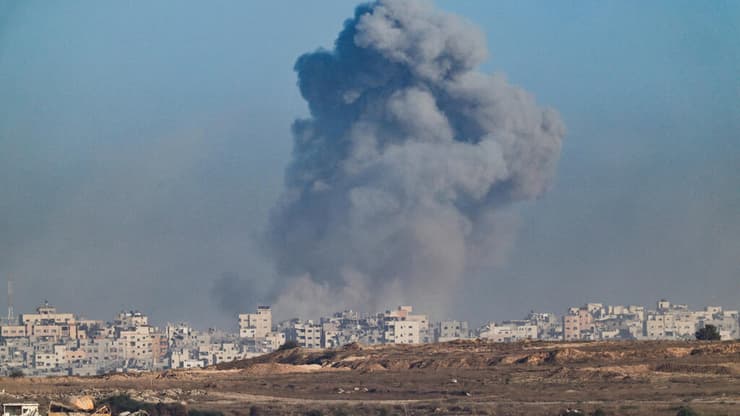 תקיפה אווירית ברצועה