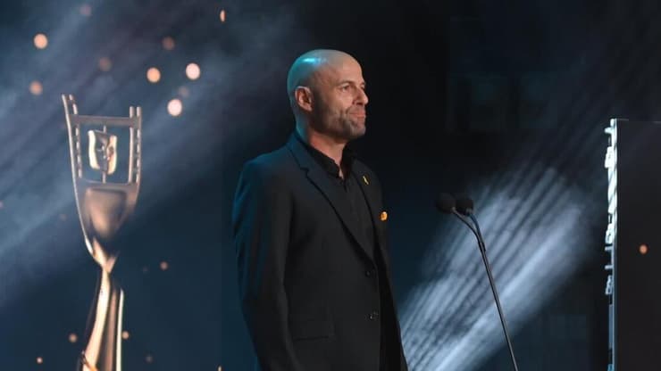 הבמאי יריב מוזר מתוך טקס פרסי אופיר