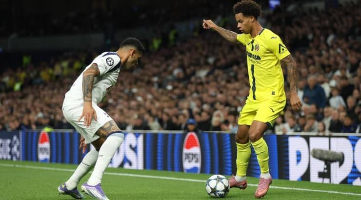 טייז'ון ביוקנאן מול כריסטיאן רומרו