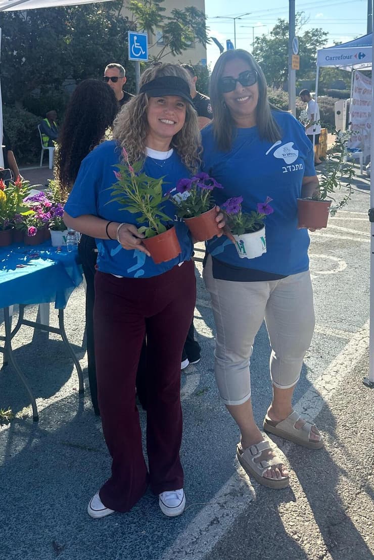 גם עציץ יכול לשדרג את החג (צילום: פתחון לב) ההפנינג של פתחון לב בראשון לציון