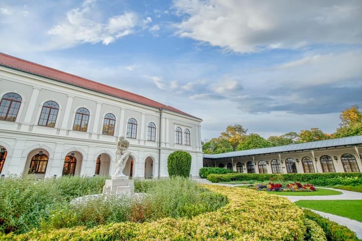 Anna Grand Hotel (צילום: A great shot of / shutterstock) Anna Grand Hotel