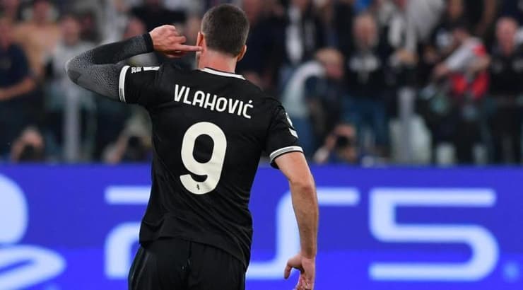 דושאן ולאחוביץ' חוגג