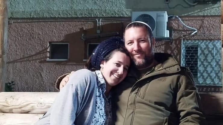 בזי רובין ובעלה המילואימניק. "העברתי לקוחות לטיפול של קולגות" בזי רובין ובעלה המילואימניק