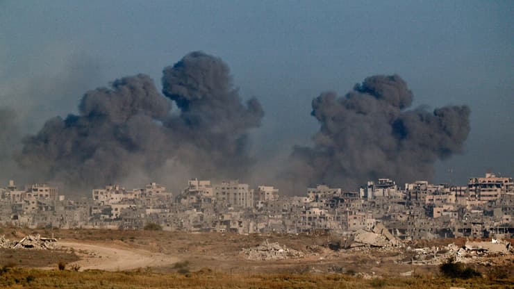 עזה עשן תקיפות צה"ל