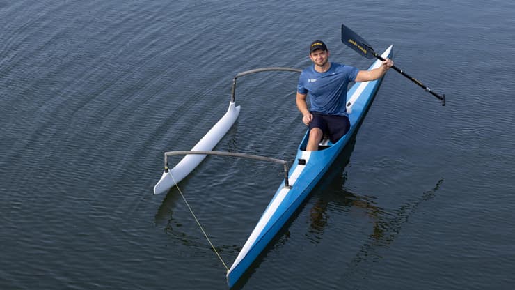 החותר הפראלימפי רומן טרניק