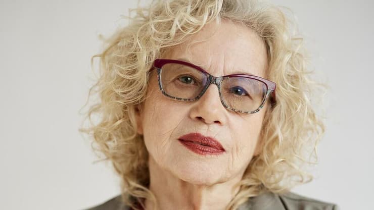  חוה אלברשטיין