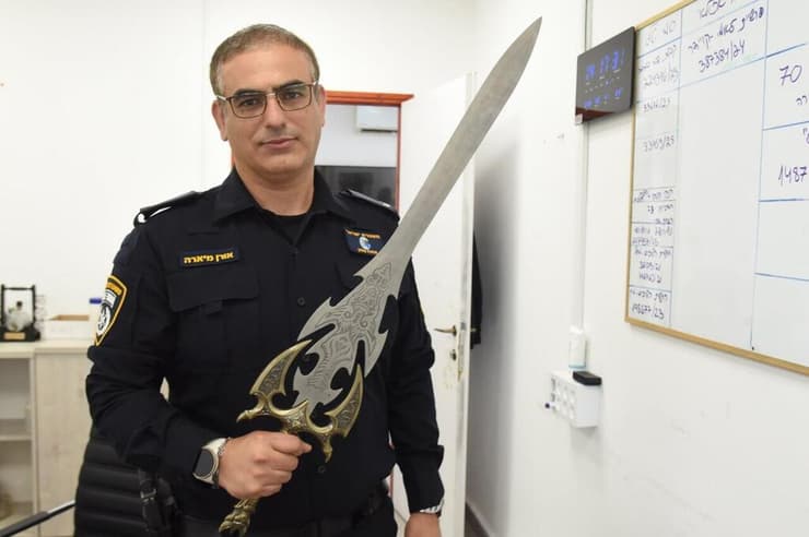 עוקץ המוניות - נוכלת שהונתה אנשים במיליונים