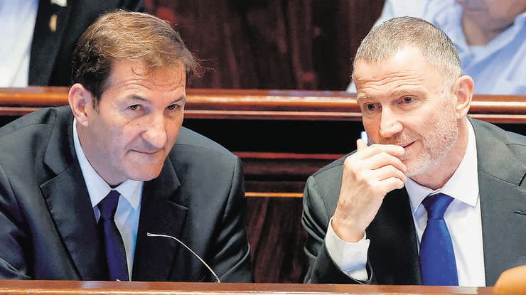 בועז ביסמוט עם יולי אדלשטיין