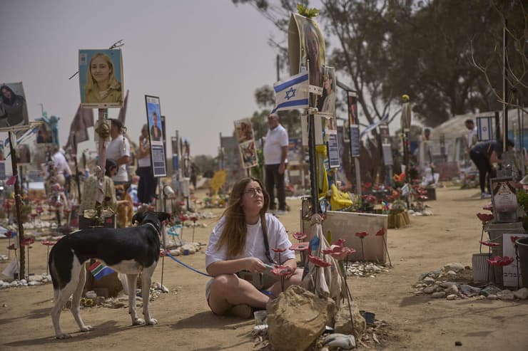 אנדרטת נרצחי פסטיבל נובה ברעים