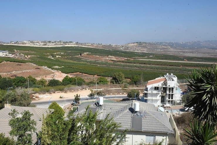 מסע לאורך גבול הצפון ביישובים מטולה, משגב עם, אביבים שתולה ותצפית על הכפרים הלבנוניים בהם שלטו חיזבאללה