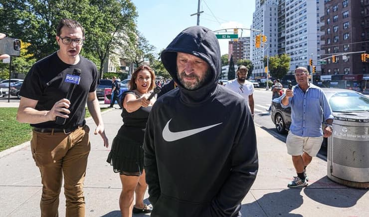 ג'רמי אהרון פיסטל (צילום: לפי סעיף 27א' מהרשתות החברתיות) ג'רמי אהרון פיסטל מובל לבית המשפט בניו יורק