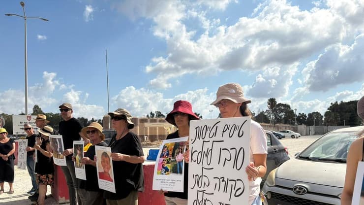  הבוקר מחוץ לבסיס תל נוף