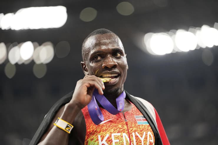 עמנואל ואניוני