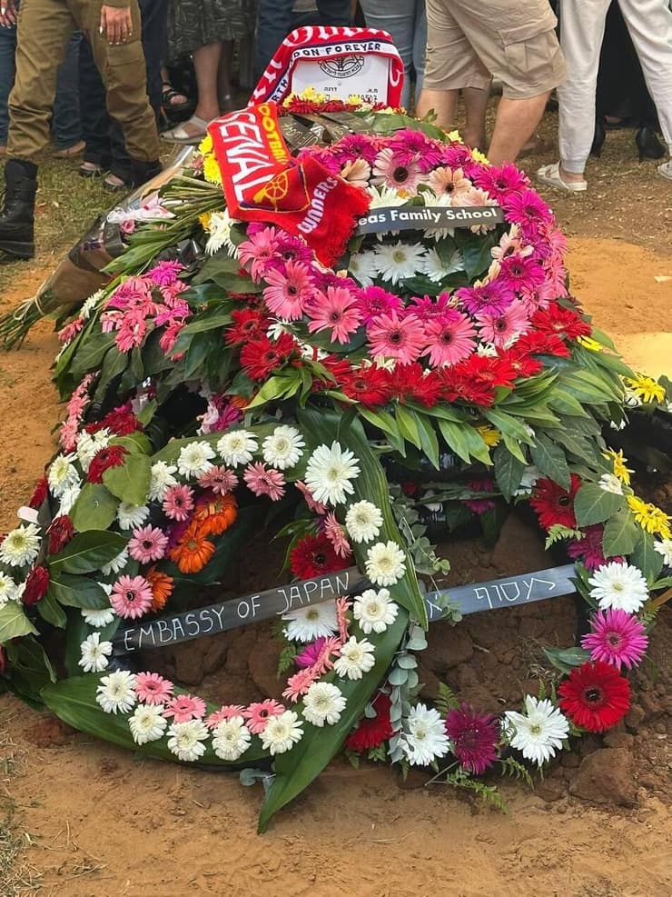 קברו של סמל הרשקו (צילום: דוברות תל- מונד) שיירת דגלים ומסע הלוויה לכבודו של סמל אורן הרשקו ז"ל שנרצח בפיגוע במעבר אלנבי